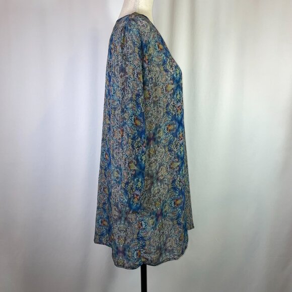 APNY Silky Tunic Size L 3/4 Sleeves V Neck Blue Abstract Snakeskin Print - Picture 3 of 10